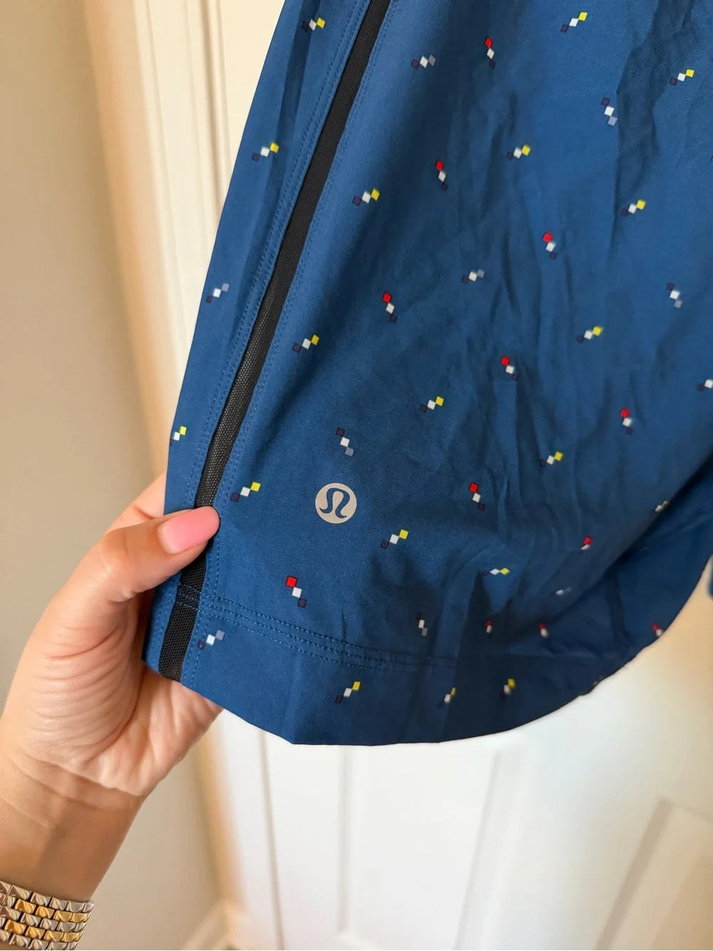 NWT Lululemon Pace Breaker Short, M